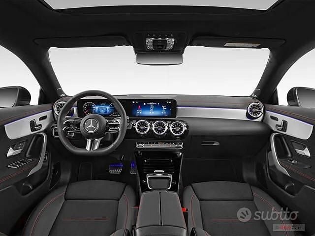 Usata Mercedes CLA200 AMG line 163 CV (119 kW) 2025 Bianco Coupé
