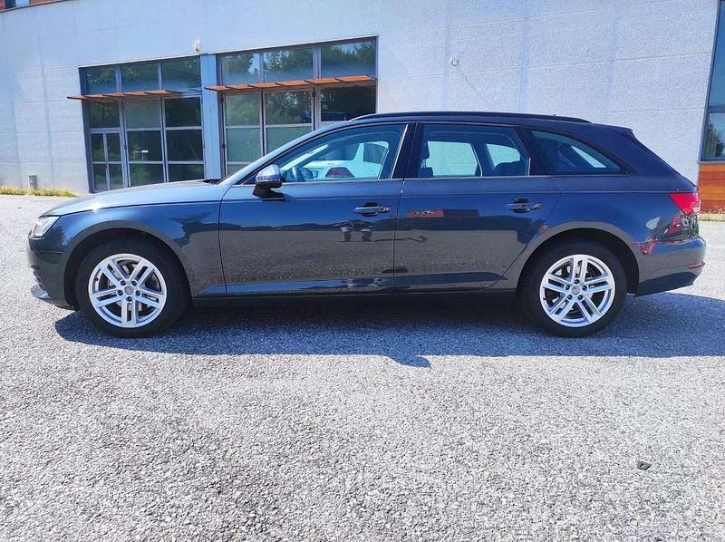 Usata Audi A4 Business 122 CV (89 kW) 2016 Grigio Station wagon