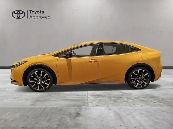 Nuova Toyota Prius Lounge 151 CV (111 kW) 2025 Giallo Utilitaria
