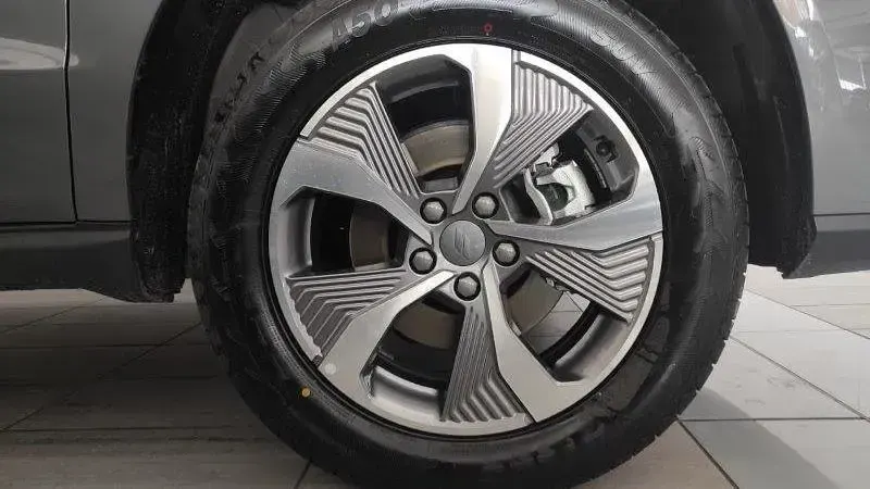 Usata EMC SETTE 174 CV (127 kW) 2025 Grigio SUV