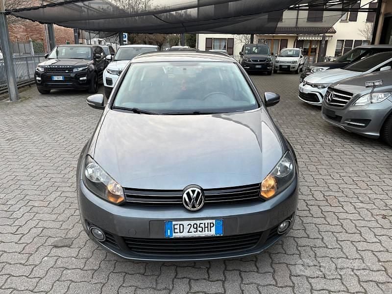 Usata VW Golf VI Comfortline 105 CV (77 kW) 2010 Grigio Utilitaria