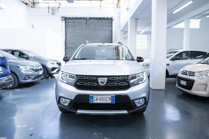 Usata Dacia Sandero Stepway 90 CV (66 kW) 2020 Argento Utilitaria