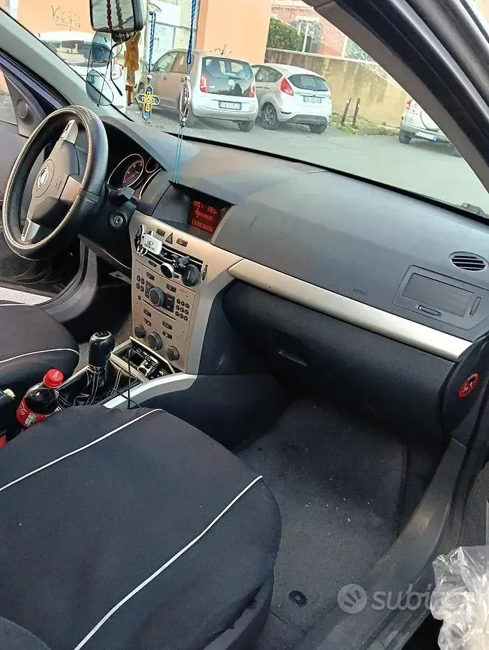 Usata Opel Astra 101 CV (74 kW) 2007 Station wagon