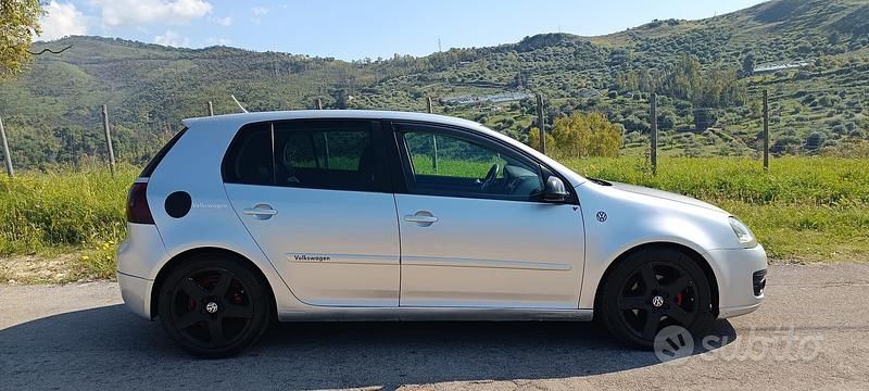 Usata VW Golf VI Sport 140 CV (102 kW) 2008 Grigio Utilitaria