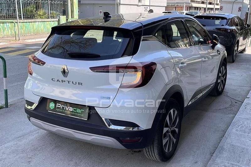 Usata Renault Captur Intens 160 CV (117 kW) 2021 Bianco SUV