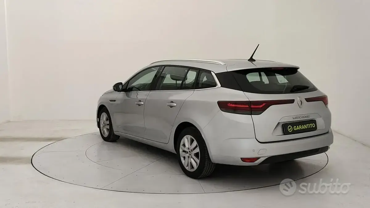 Usata Renault Mégane GrandTour Business 116 CV (85 kW) 2021 Grigio Station wagon