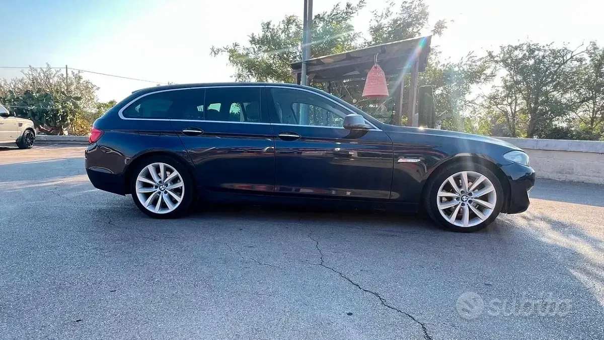 Usata BMW 520 M Sport 184 CV (135 kW) 2013 Bluazzurro Berlina