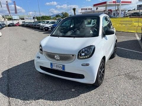 Usata 2016 Smart ForTwo Coupé Due volumi | 10.990 € (Cara) - Immagine 1/4