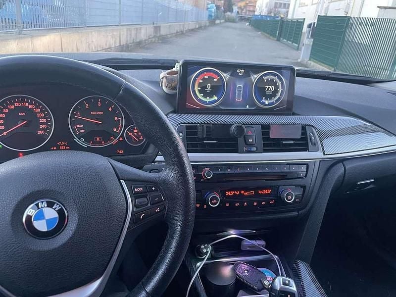 Usata BMW 318 Sport Line 143 CV (105 kW) 2014 Nero Station wagon