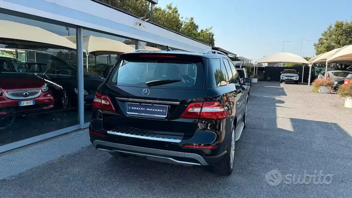 Usata Mercedes ML250 Premium 204 CV (150 kW) 2012 Nero SUV