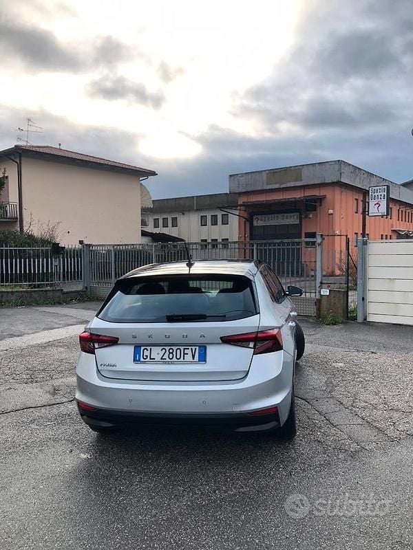 Usata Skoda Fabia Style 80 CV (58 kW) 2022 Grigio Berlina