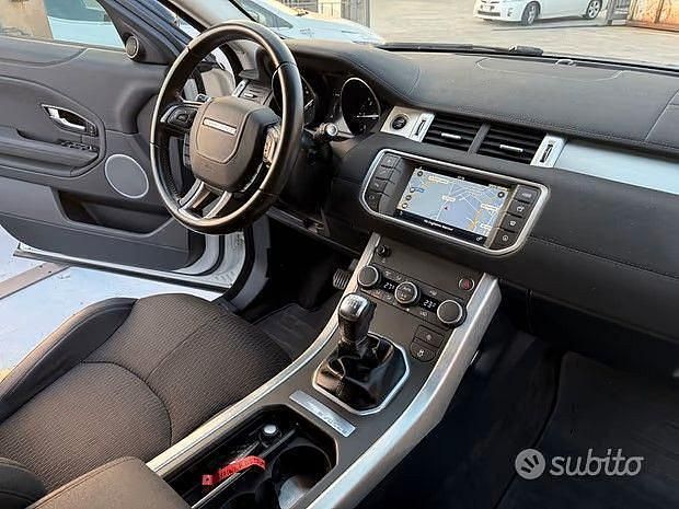 Usata Land Rover Range Rover evoque 150 CV (110 kW) 2017 Bianco SUV