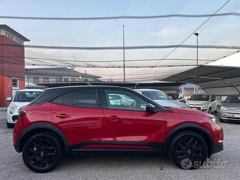 Usata Opel Mokka GS Line 101 CV (74 kW) 2022 Rosso SUV