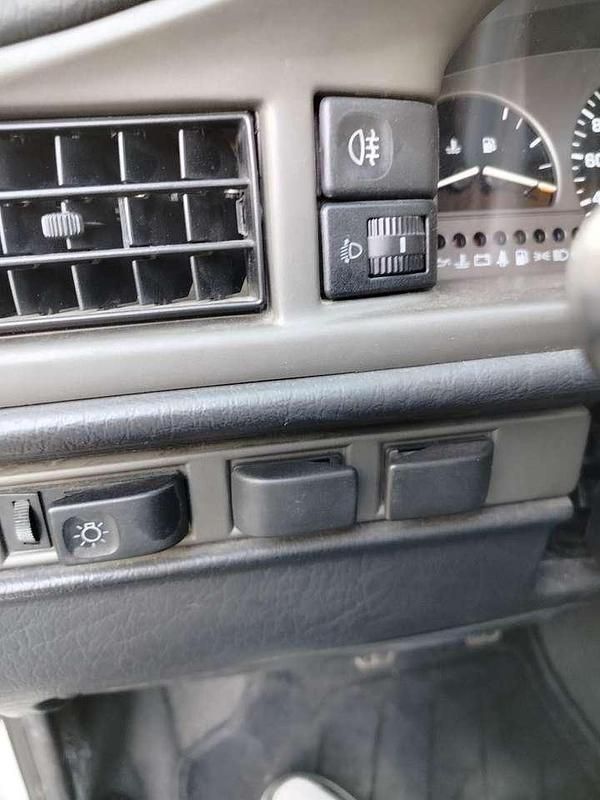 Usata Seat Toledo 101 CV (74 kW) 1998 Bianco Berlina