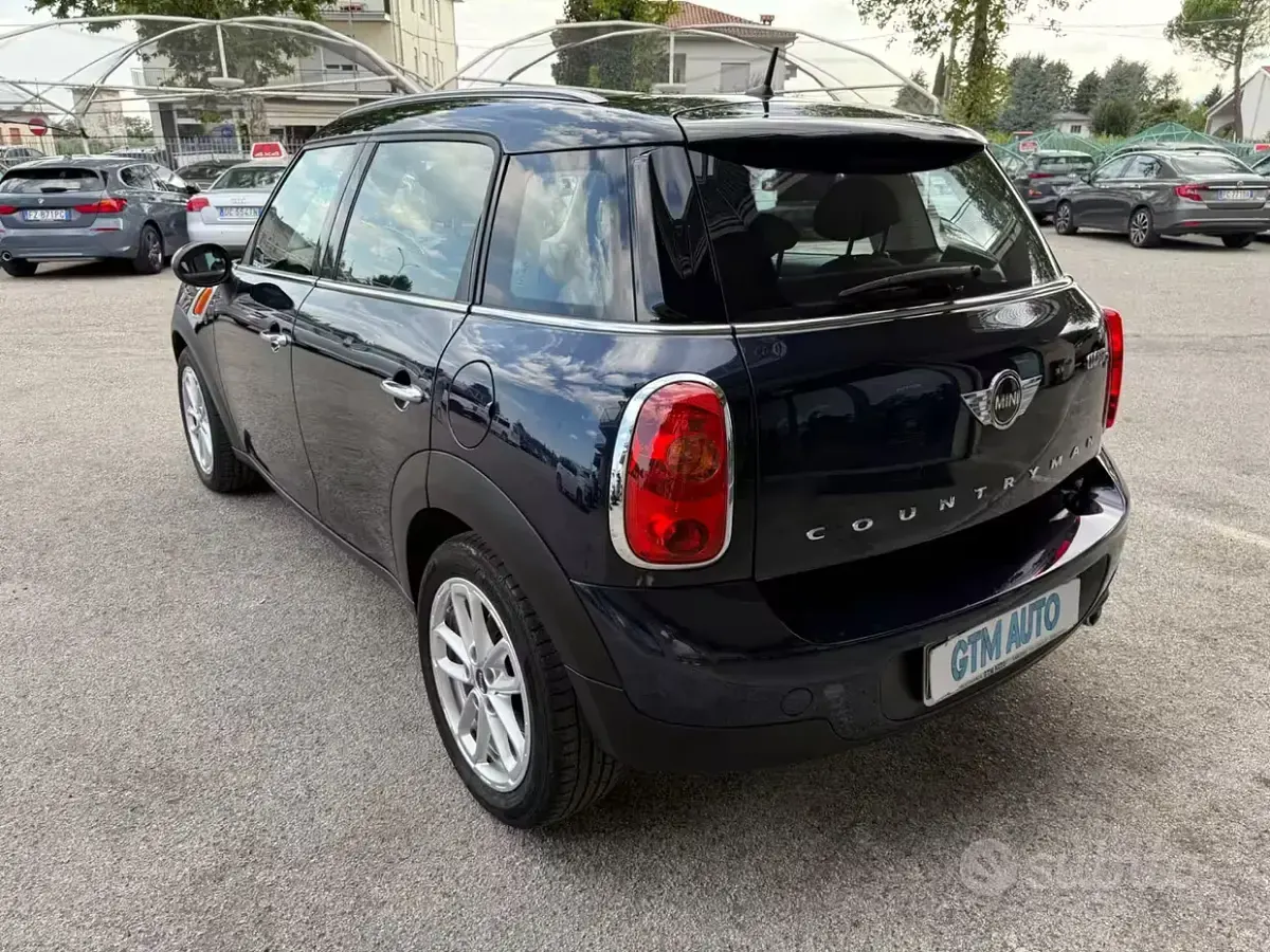 Usata Mini Cooper D Countryman 111 CV (81 kW) 2015 Nero SUV