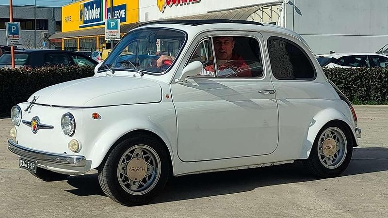 Usata Fiat Cinquecento 49 CV (36 kW) 1970 Bianco Utilitaria