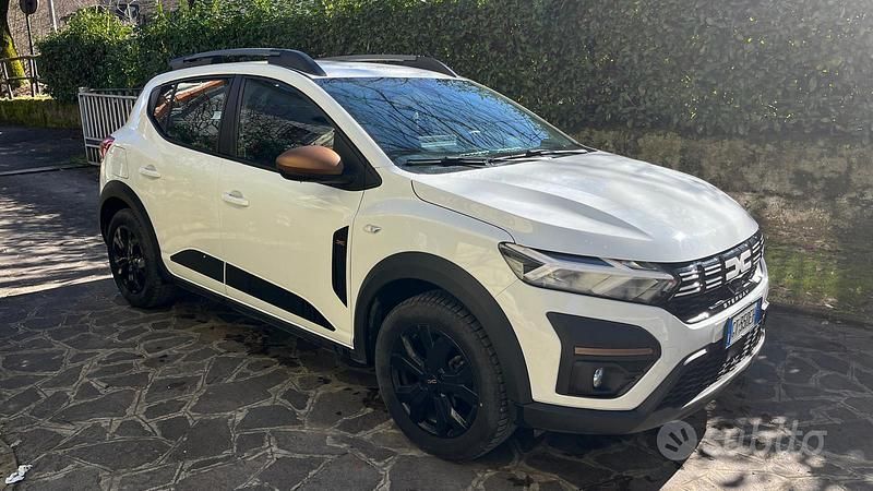 Usata Dacia Sandero Extreme 91 CV (66 kW) 2024 Bianco Berlina