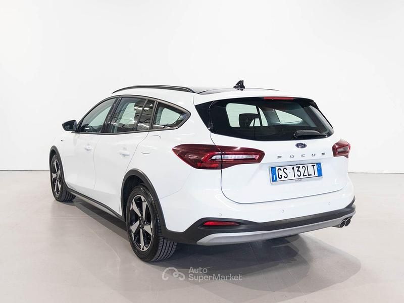 Usata Ford Focus Active 116 CV (85 kW) 2023 Bianco Station wagon