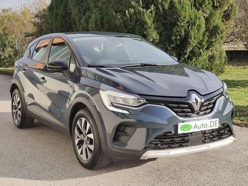 Usata Renault Captur 101 CV (74 kW) 2023 Grigio SUV
