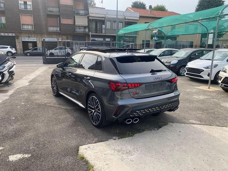 Usata Audi S3 Ambiente 333 CV (244 kW) 2024 Vari colori Berlina
