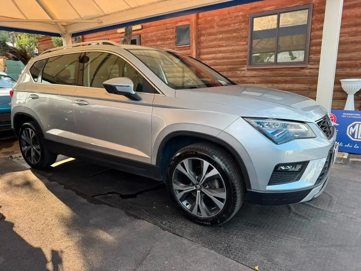 Usata Seat Ateca XCELLENCE 115 CV (84 kW) 2020 Argento SUV