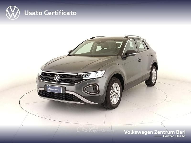 Usata VW T-Roc Life 116 CV (85 kW) 2025 Grigio SUV