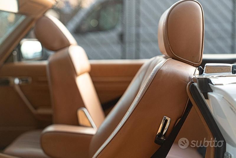 Usata Mercedes SL300 188 CV (138 kW) 1986 Bianco Cabrio