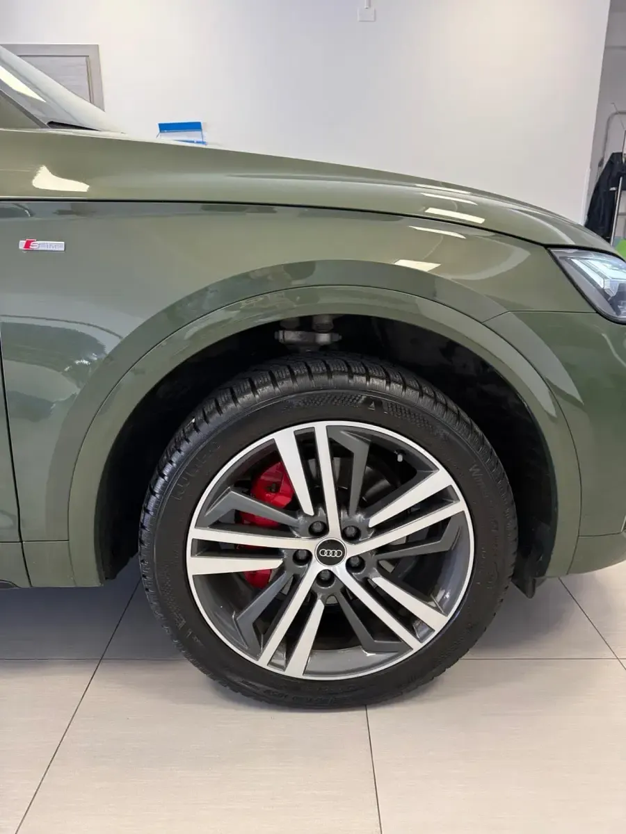 Usata Audi Q5 Sportback S-Line 203 CV (149 kW) 2023 Verde SUV