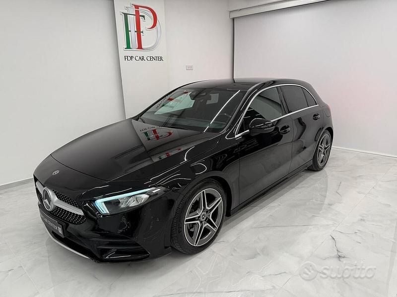 Usata Mercedes A180 Premium 116 CV (85 kW) 2019 Nero Berlina
