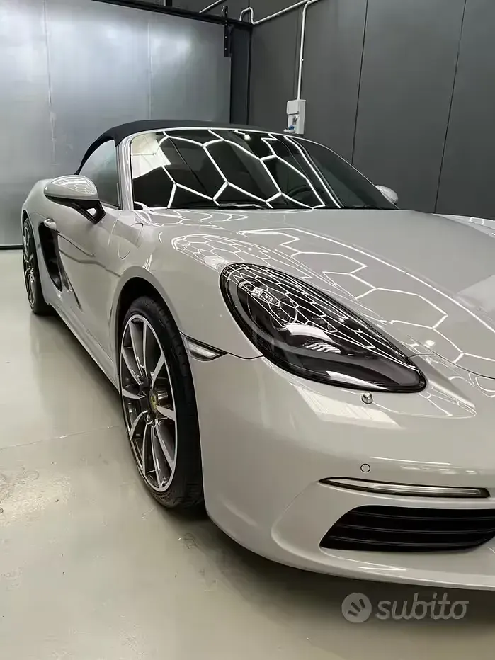 Usata Porsche 718 Boxster 300 CV (220 kW) 2020 Grigio Cabrio