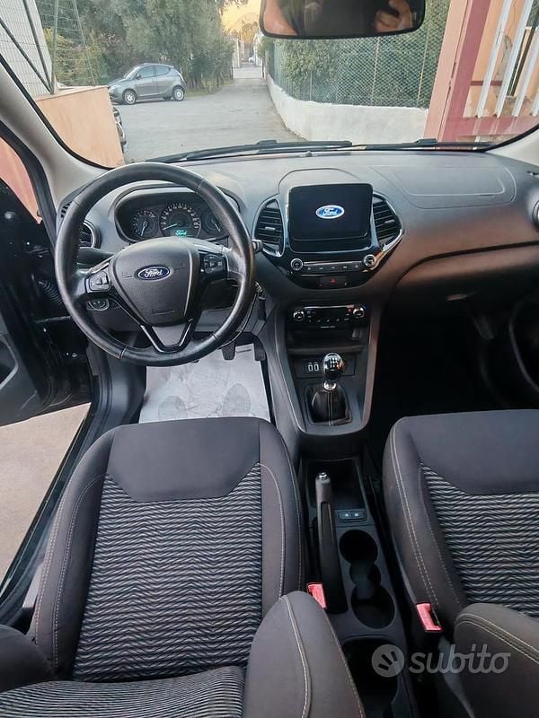 Usata Ford Ka Plus 95 CV (69 kW) 2018 Nero Utilitaria