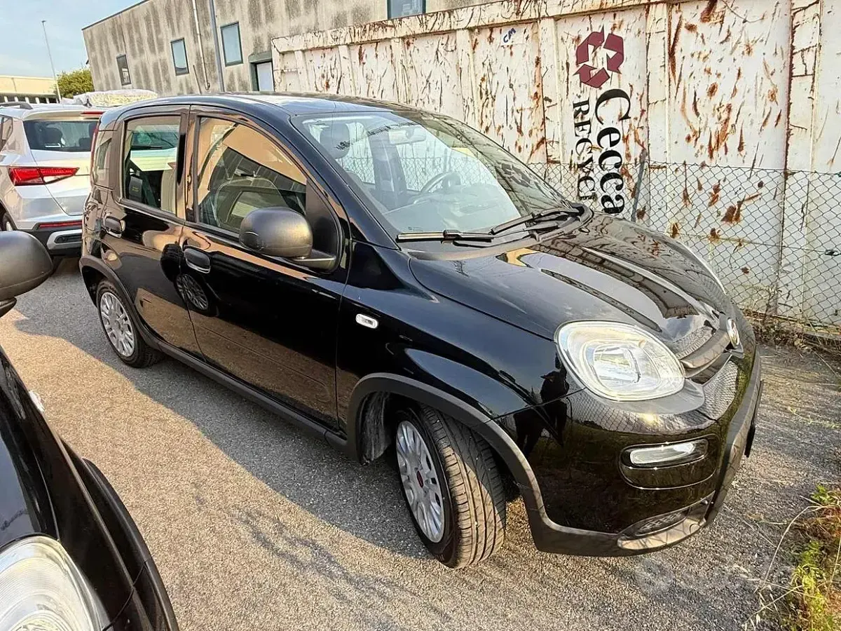 Usata Fiat Panda S 69 CV (50 kW) 2023 Nero Utilitaria