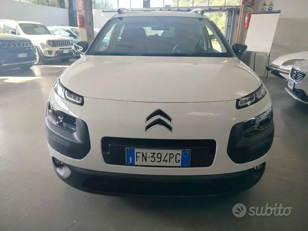 Usata Citroën C4 PureTech 82 CV (60 kW) 2018 Bianco SUV