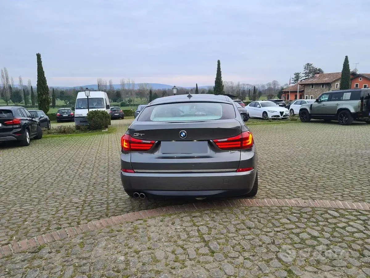 Usata BMW 520 190 CV (139 kW) 2014 Grigio Berlina