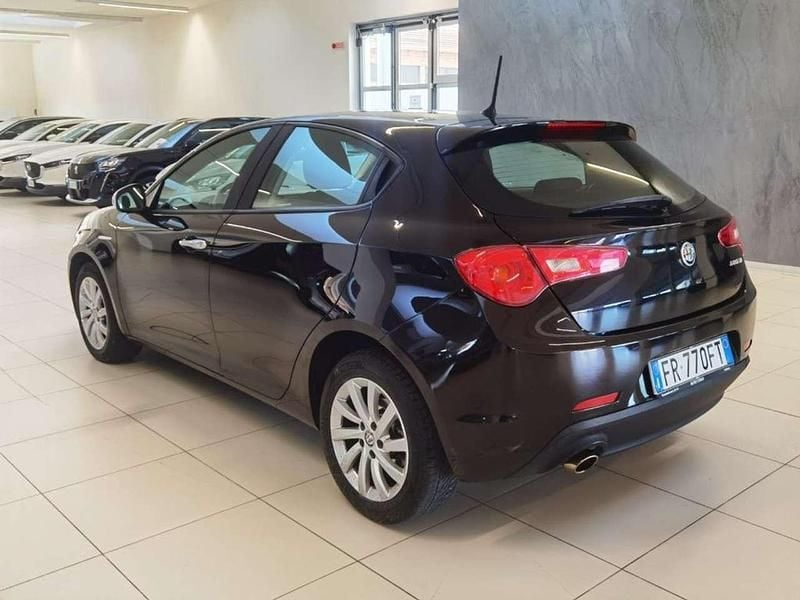 Usata Alfa Romeo Giulietta Super 120 CV (88 kW) 2018 Nero Utilitaria