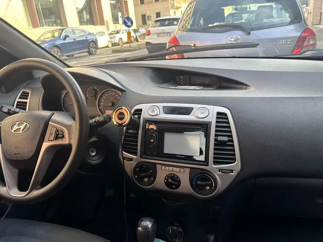 Usata Hyundai i20 Edition 75 CV (55 kW) 2011 Utilitaria
