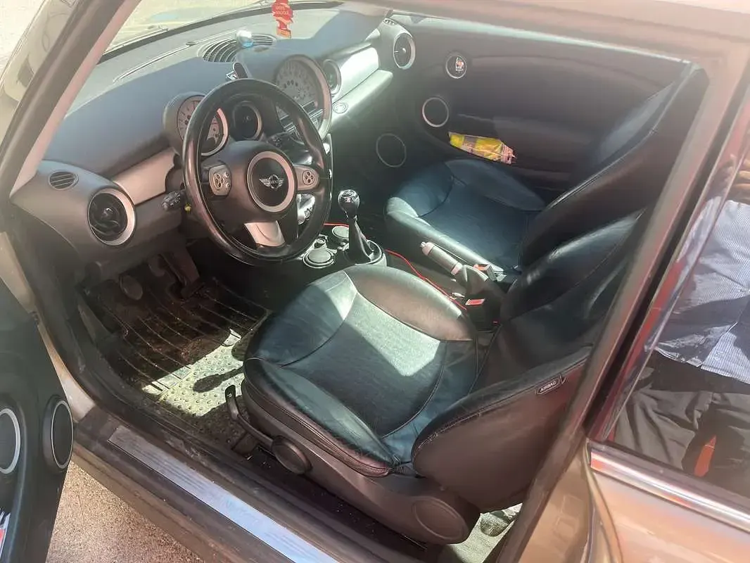 Usata Mini Cooper Salt 120 CV (88 kW) 2007 Beige Utilitaria