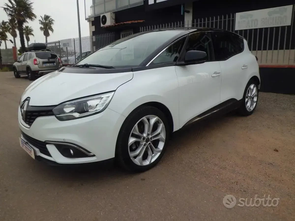 Usata Renault Scénic Business 120 CV (88 kW) 2019 Bianco Monovolume