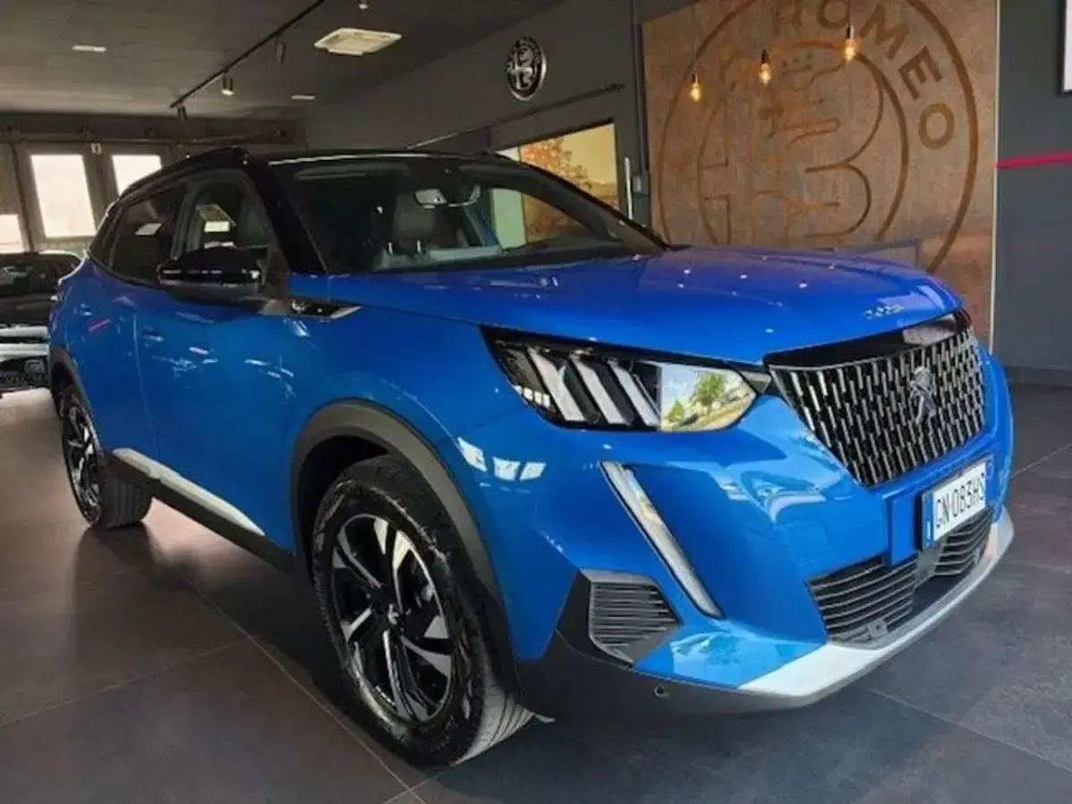 Usata Peugeot 2008 GTi 131 CV (96 kW) 2023 Blu SUV