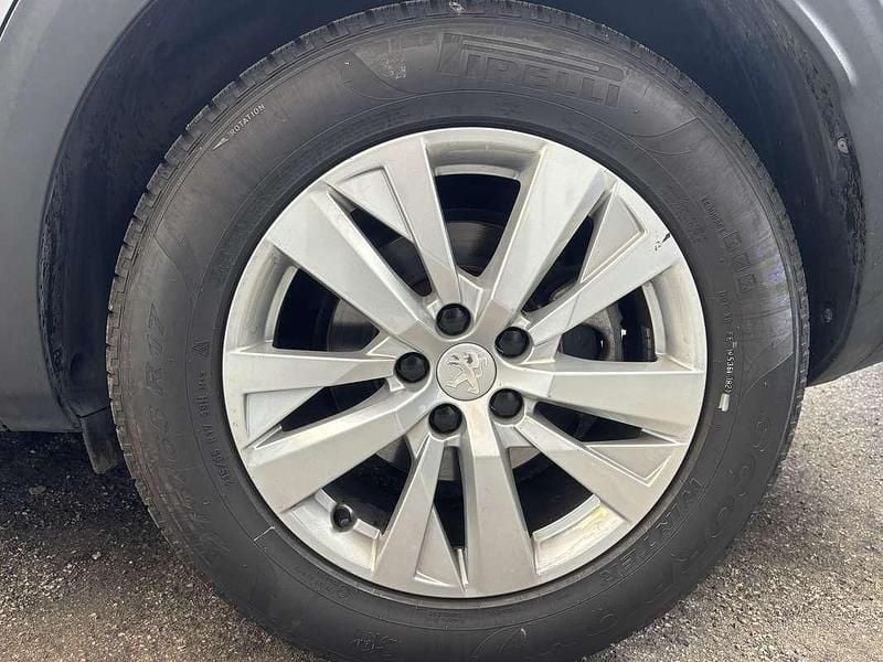 Usata Peugeot 3008 Business-Line 131 CV (96 kW) 2021 SUV