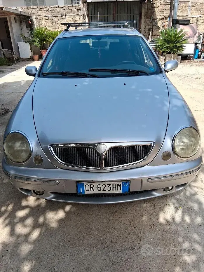 Usata Lancia Lybra 116 CV (85 kW) 2004 Grigio Station wagon