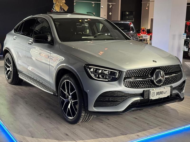 Usata Mercedes GLC220 Premium Plus 194 CV (142 kW) 2023 Argento SUV