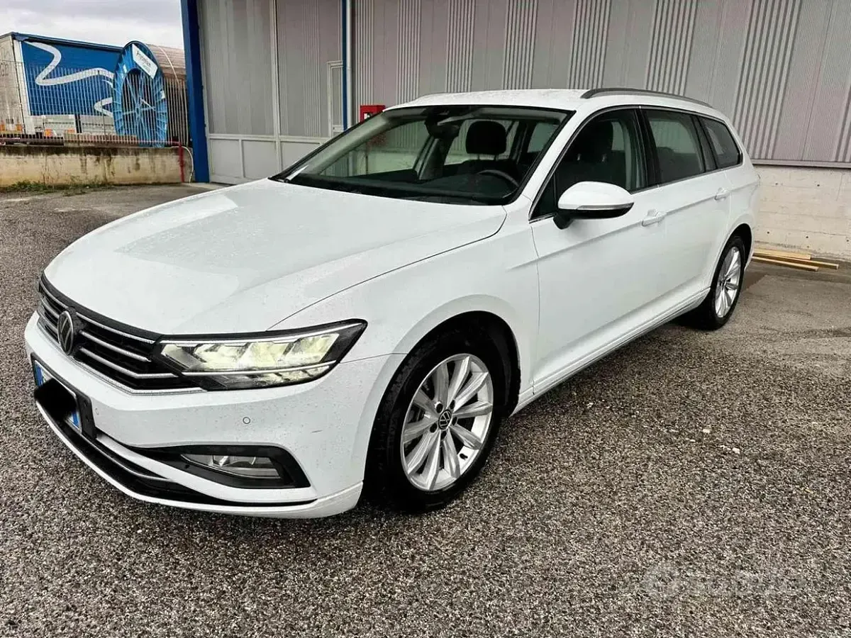 Occasion VW Passat Business 150 PK (110 kW) 2023 Wit Stationwagen
