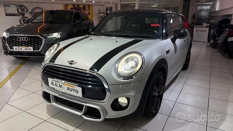 Usata Mini Cooper Coupé 116 CV (85 kW) 2017 Grigio Coupé