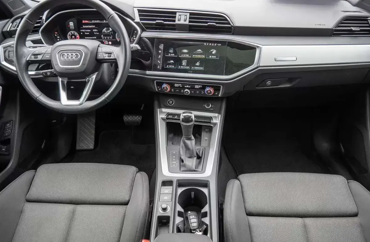 Usata Audi Q3 Advanced 150 CV (110 kW) 2022 Nero SUV