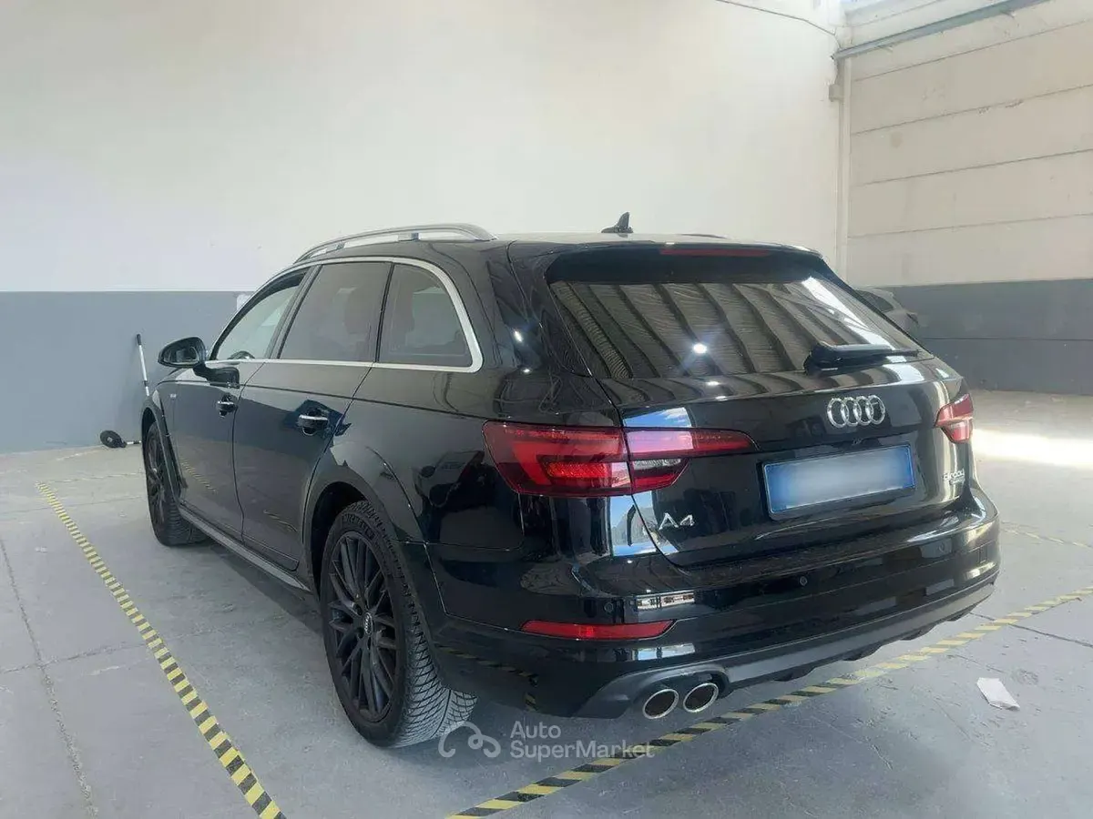 Usata Audi A4 Allroad Business 272 CV (200 kW) 2017 Nero Station wagon