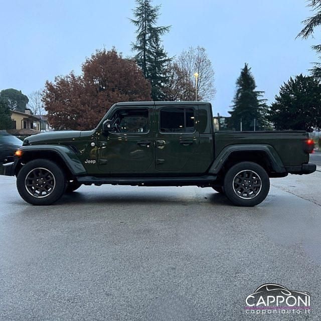 Usata Jeep Gladiator Overland 264 CV (194 kW) 2021 Verde Pick-up