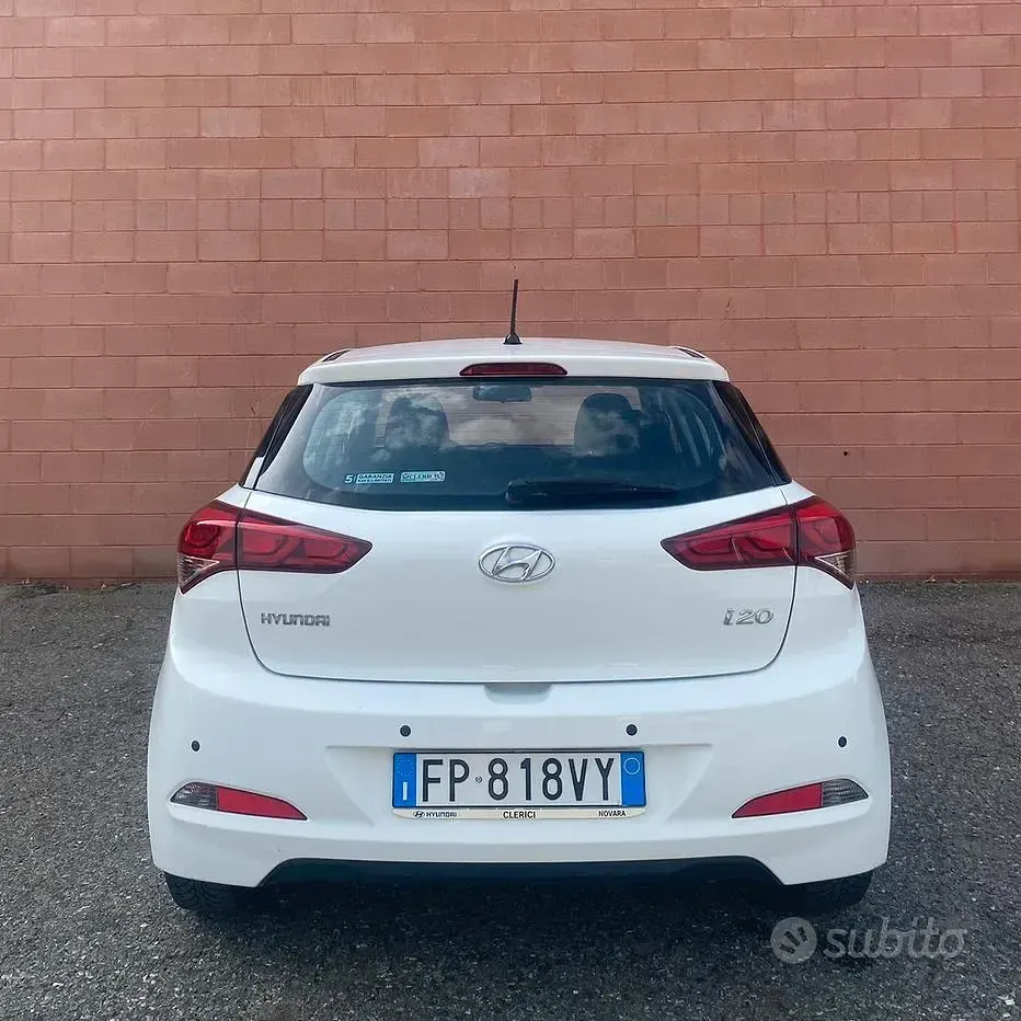 Usata Hyundai i20 GO! 84 CV (61 kW) 2018 Bianco Berlina