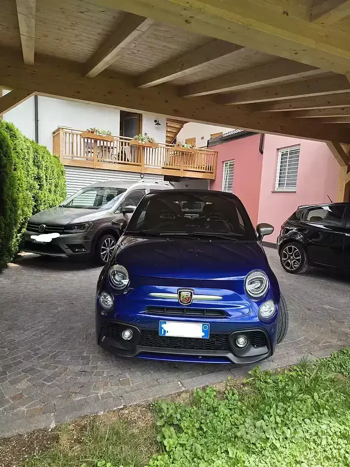 Usata Abarth 595 Turismo 165 CV (121 kW) 2016 Bluazzurro Cabrio