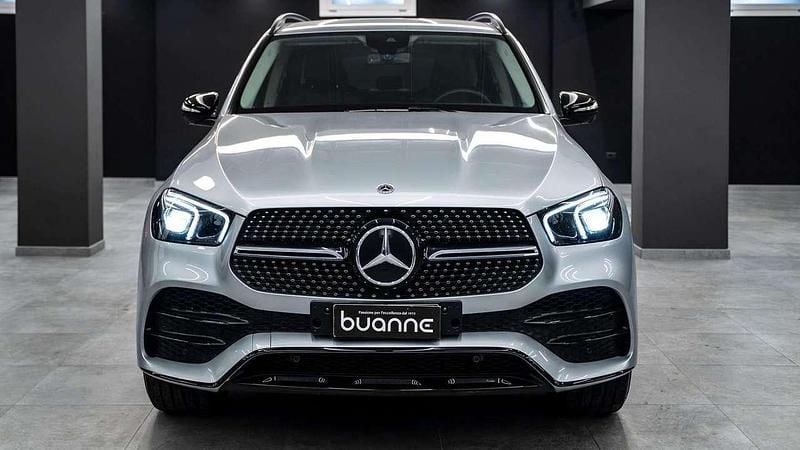 Usata Mercedes GLE400 AMG line 330 CV (242 kW) 2023 Grigio perlato metall SUV